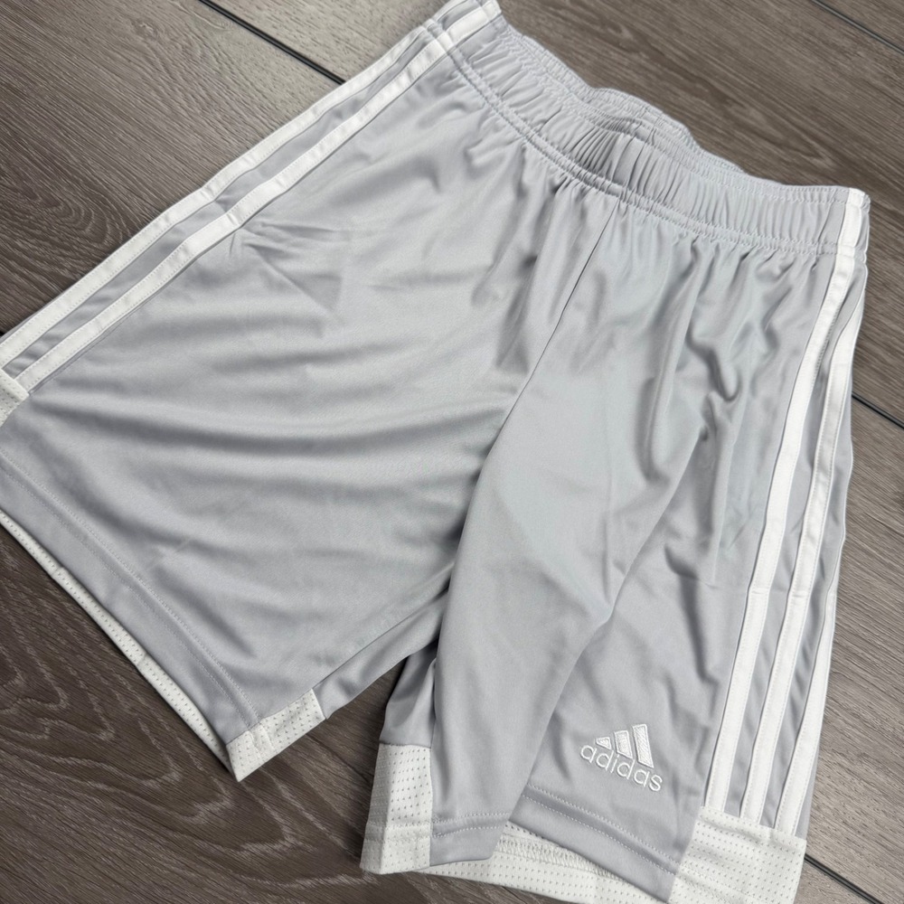 Adidas Boys Soccer Shorts Tastigo 19 Aeroready Grey White Medium Medium New